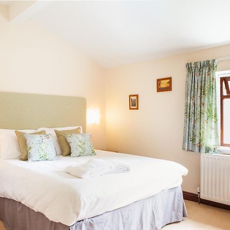 Banbury Hill Farm Bed and Breakfast Charlbury Esterno foto